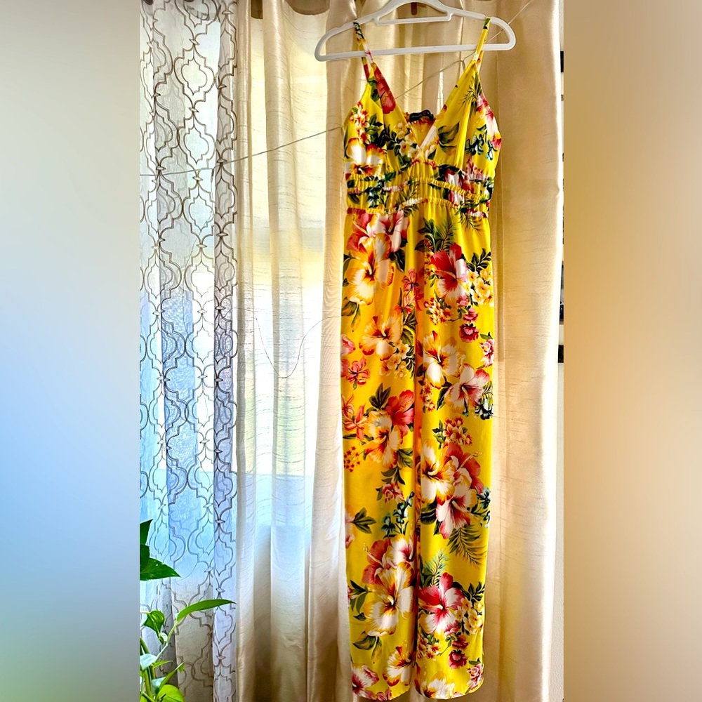 ABSOLUTELY ❤️ it!! LADIES MAXI DRESS